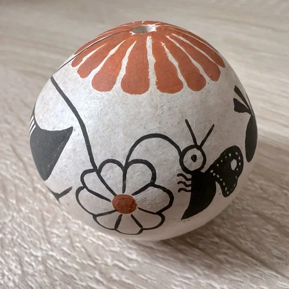 Acoma Small Seed Jar by BJCERNO - Picture 1 of 4